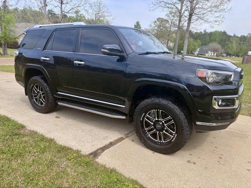 Black 2018 Toyota 4Runner Limited