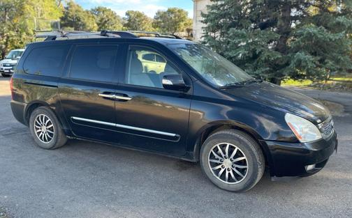 Black 2012 Kia Sedona EX
