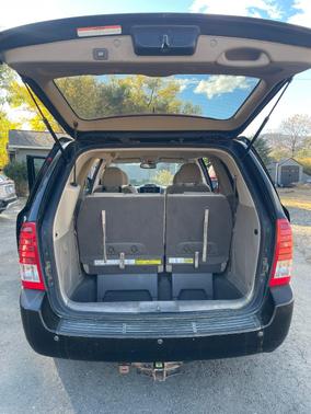 Black 2012 Kia Sedona EX