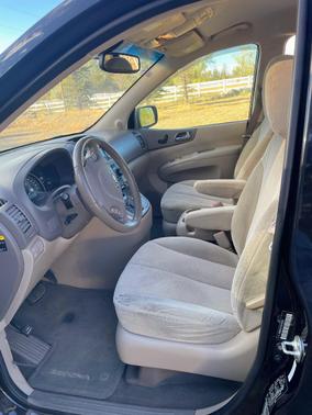 Black 2012 Kia Sedona EX