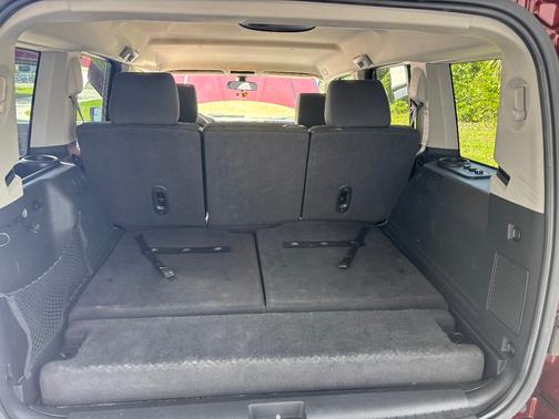 2008 Jeep Commander Sport