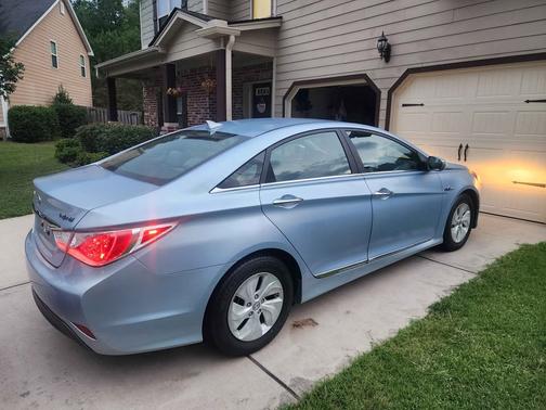 2014 Hyundai SONATA Hybrid Base