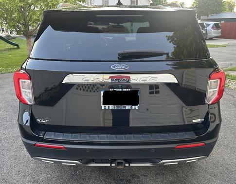Black 2020 Ford Explorer XLT