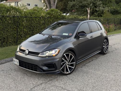 2019 Volkswagen Golf R 4-Door w/DCC & Navigation