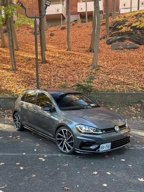 2019 Volkswagen Golf R 4-Door w/DCC & Navigation