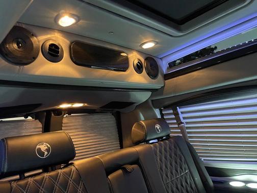 2024 Chevrolet Express 2500 Work Van