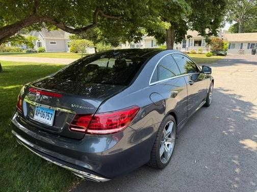 Gray 2014 Mercedes-Benz E-Class E 550