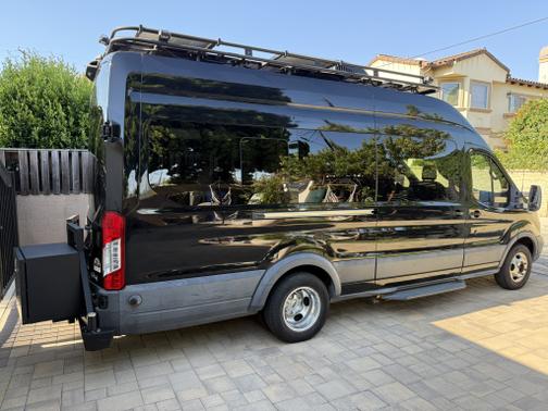 2018 Ford Transit-350 XLT