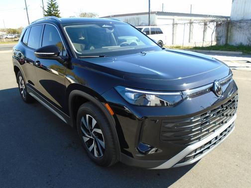 2025 Volkswagen Tiguan 2.0T S