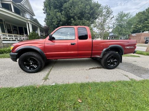2003 Toyota Tacoma Xtracab