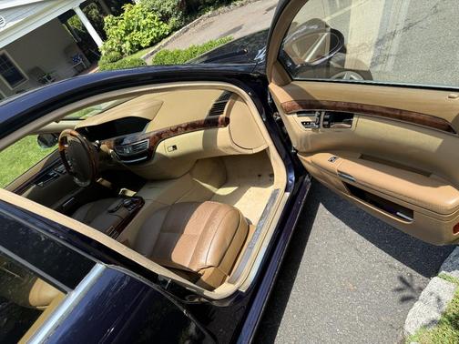 Blue 2007 Mercedes-Benz S-Class S 550