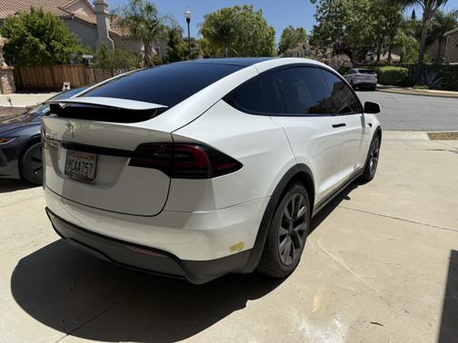2022 Tesla Model X Long Range
