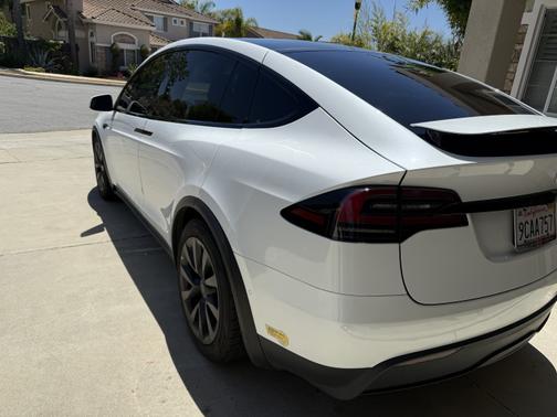 2022 Tesla Model X Long Range