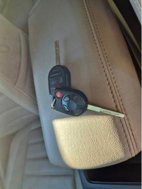 Gold 2017 Ford Escape SE