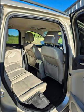 Gold 2017 Ford Escape SE