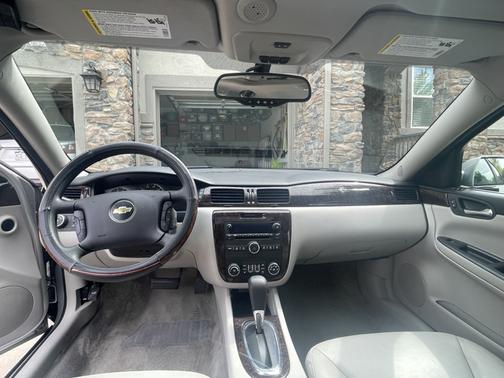 Silver 2016 Chevrolet Impala Limited LTZ