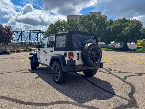 White 2017 Jeep Wrangler Unlimited Willys Wheeler