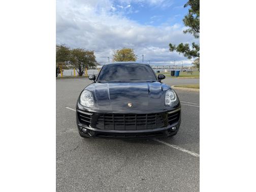 2017 Porsche Macan Macan