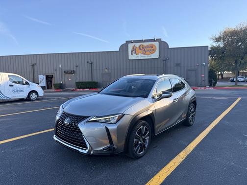 2020 Lexus UX 200 Base