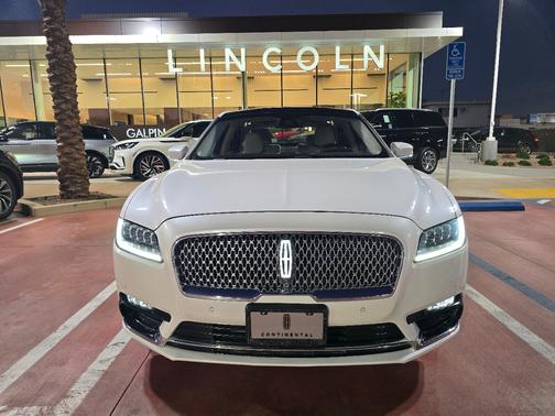 2018 Lincoln Continental Black Label