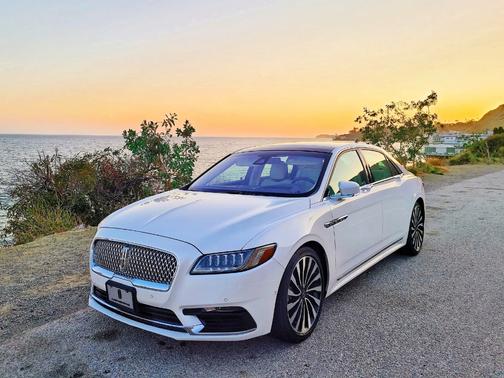 2018 Lincoln Continental Black Label