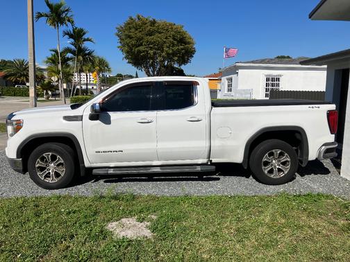 2020 GMC Sierra 1500 SLE