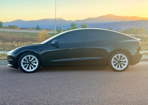 2022 Tesla Model 3 Long Range