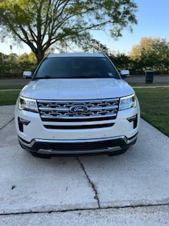 Photo 3 of 11 of 2018 Ford Explorer Limited