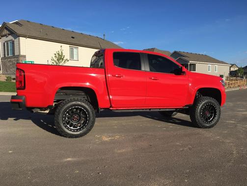 Red 2015 Chevrolet Colorado Z71