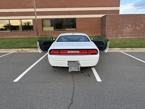 2010 Dodge Challenger SE