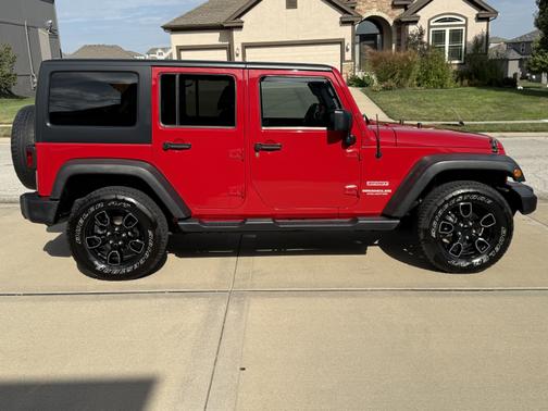 2012 Jeep Wrangler Unlimited Sport
