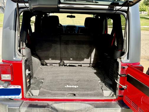 2012 Jeep Wrangler Unlimited Sport