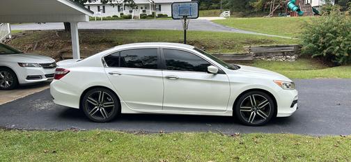 2017 Honda Accord Sport SE