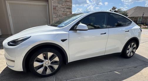 White 2021 Tesla Model Y Standard Range