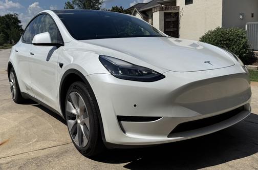 White 2021 Tesla Model Y Standard Range