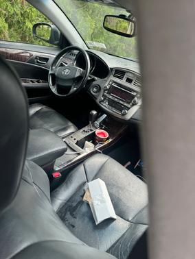 Gray 2011 Toyota Avalon Base