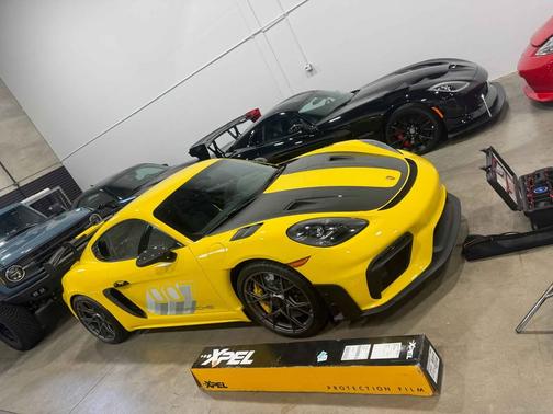 2024 Porsche 718 Cayman GT4 RS
