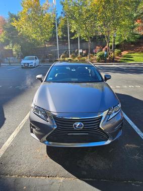 2016 Lexus ES 300h Base