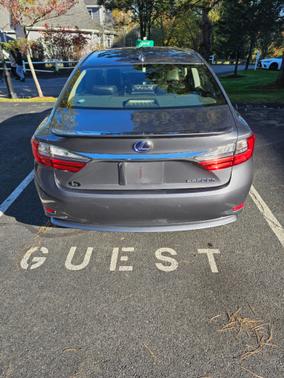 2016 Lexus ES 300h Base