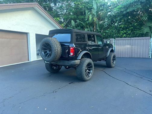 Black 2026 Ford Bronco Big Bend