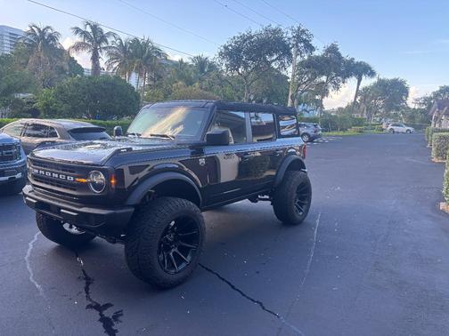 Black 2026 Ford Bronco Big Bend