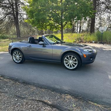 Gray 2006 Mazda MX-5 Miata Touring