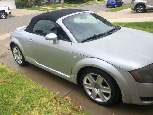 Photo 3 of 11 of 2004 Audi TT 1.8T Roadster