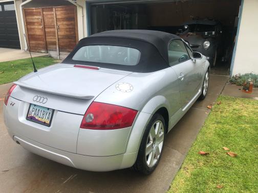 Photo 5 of 11 of 2004 Audi TT 1.8T Roadster