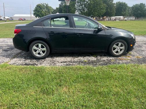 Black 2015 Chevrolet Cruze 1LT
