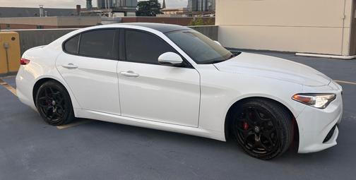 White 2019 Alfa Romeo Giulia Base