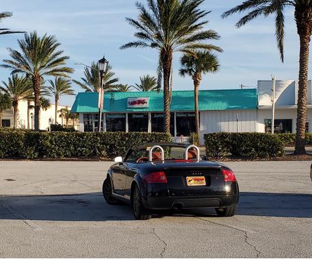 Photo 2 of 11 of 2004 Audi TT 1.8T quattro Roadster