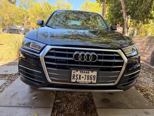 Black 2018 Audi Q5 2.0T Premium