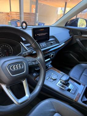 Black 2018 Audi Q5 2.0T Premium