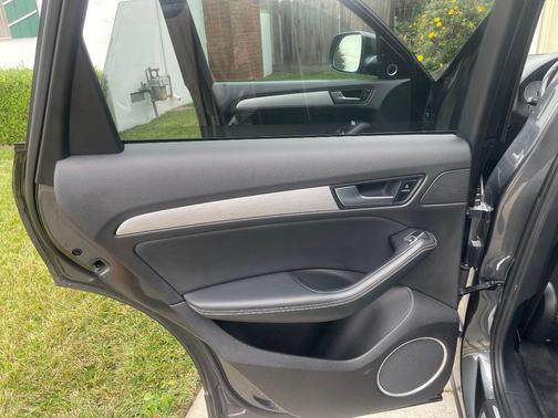 Gray 2015 Audi SQ5 3.0T Premium Plus